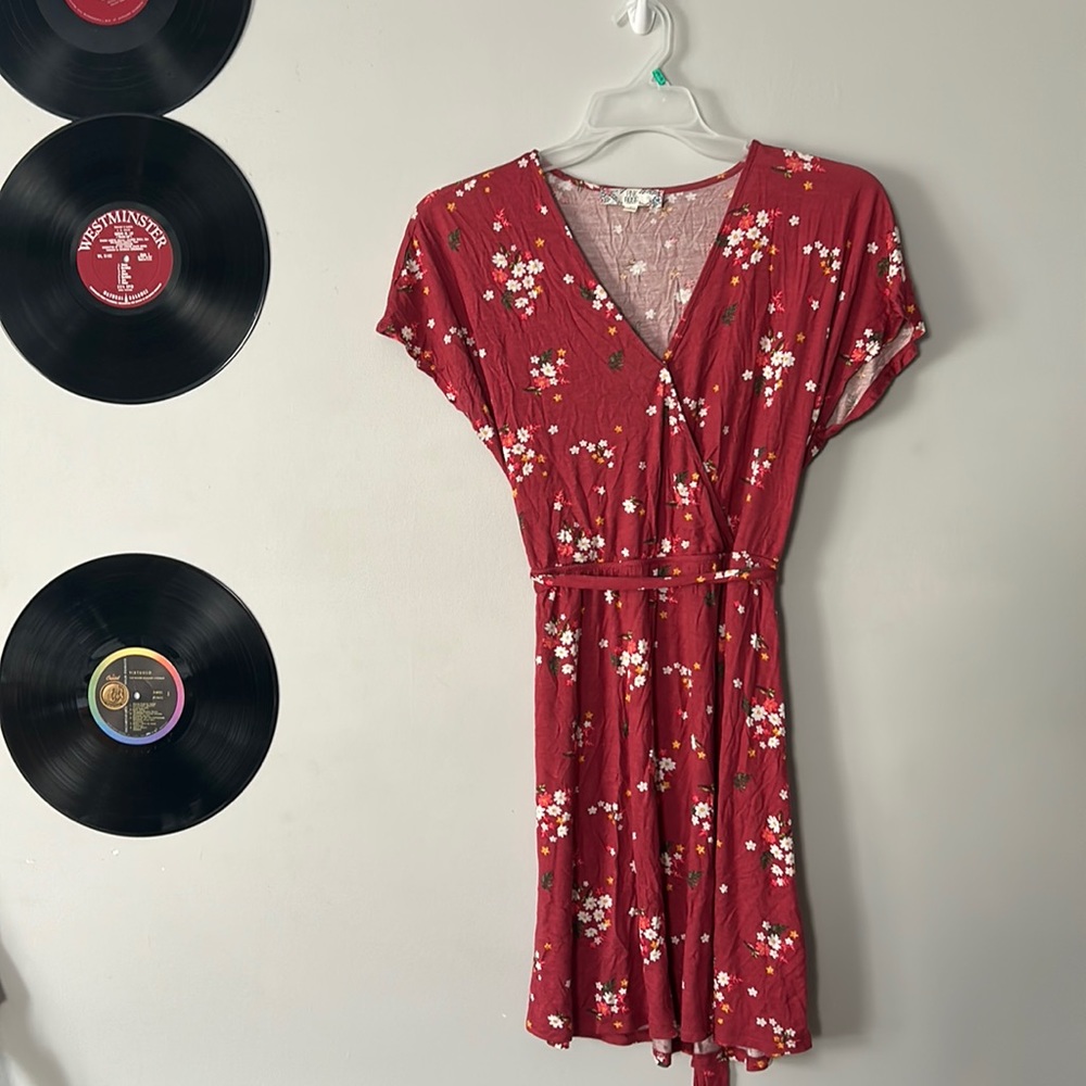 Pink Rose Vintage pinky red faux wrap floral dress size L ( a very small large)